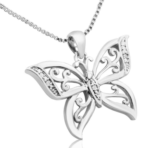 Fine Jewelry Jewelry - 🌞SALE🌞 DIAMOND accent BUTTERFLY NECKLACE